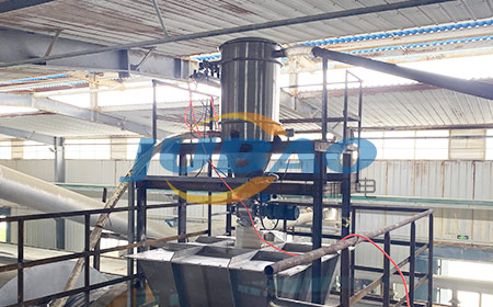 江蘇某化工廠真空上料機(jī)現(xiàn)場